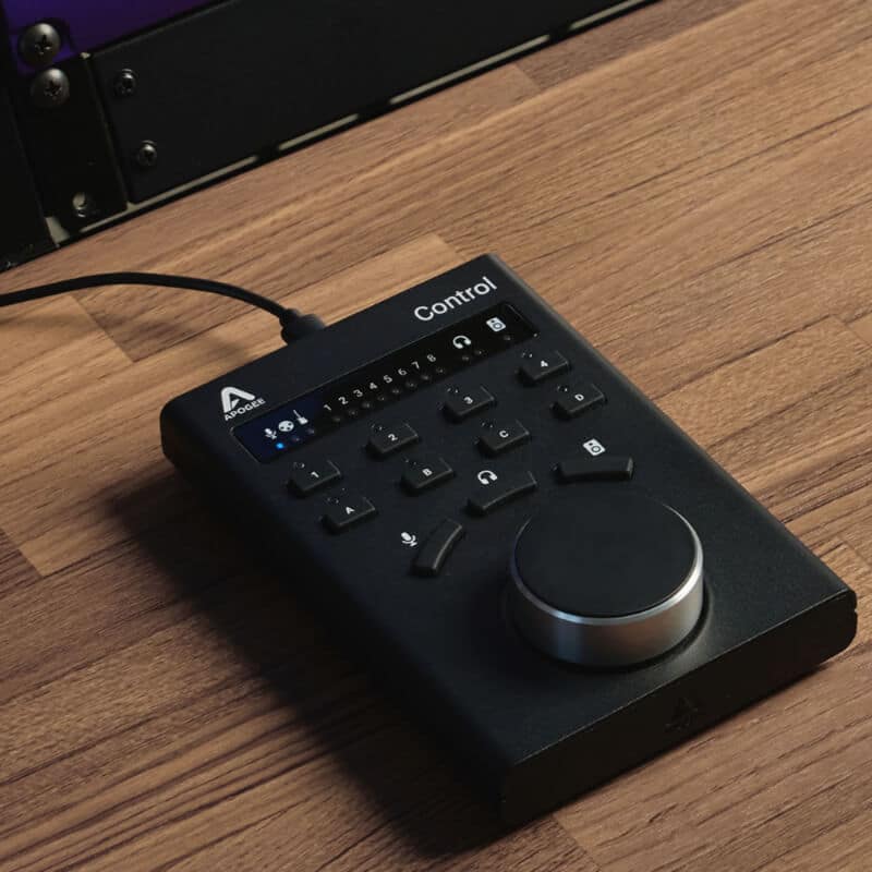 Apogee_Symphony_Studio_8x16_remote_showroomaudio